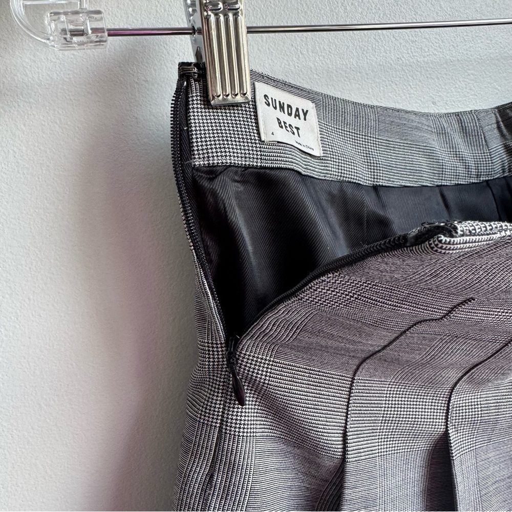 Aritzia Sunday Best Plaid Mini Skirt in Beige size 4 Checkered Mini in Beige - Picture 7 of 9